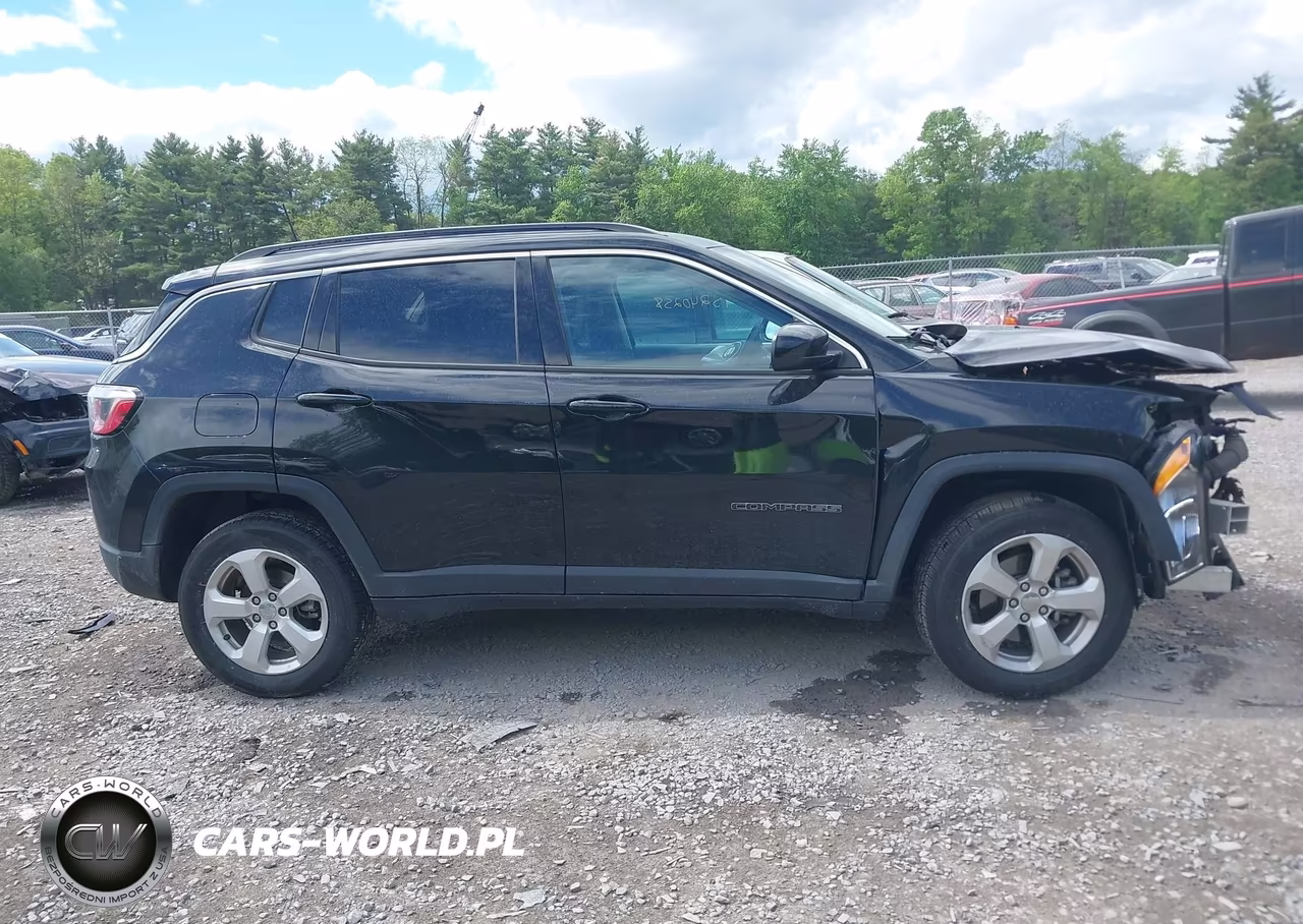 2019 Jeep Compass Latitude 4X4 VIN:3C4NJDBB3KT760891 - 13