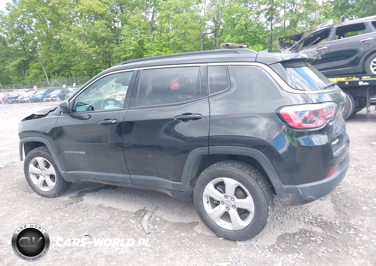 2019 Jeep Compass Latitude 4X4 VIN:3C4NJDBB3KT760891 - 14