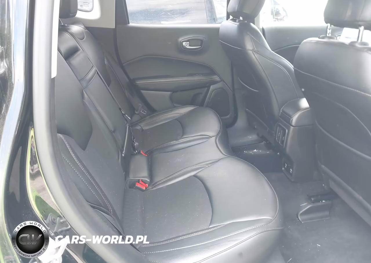 2019 Jeep Compass Latitude 4X4 VIN:3C4NJDBB3KT760891 - 8