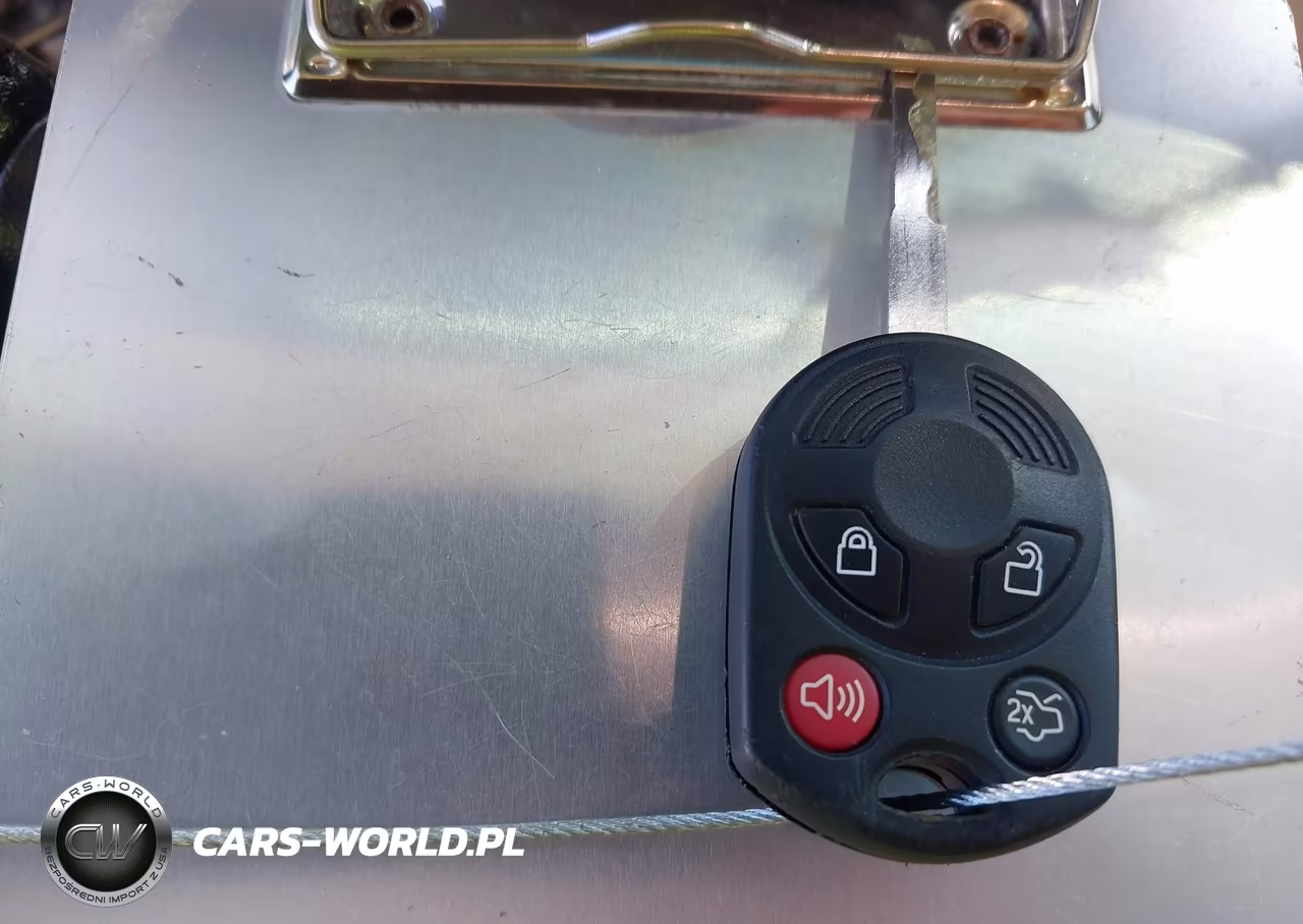 2018 Ford Escape Sel VIN:1FMCU0HD5JUC02167 - 11