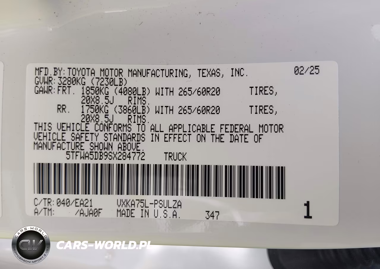 2025 Toyota Tundra Limited VIN:5TFWA5DB9SX284772 - 9