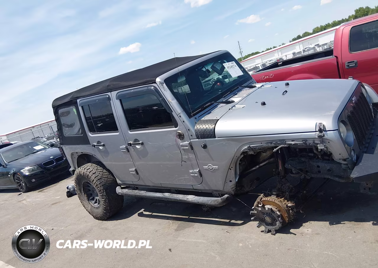 2014 Jeep Wrangler Unlimited Freedom Edition VIN:1C4BJWDG0EL233379 - 13