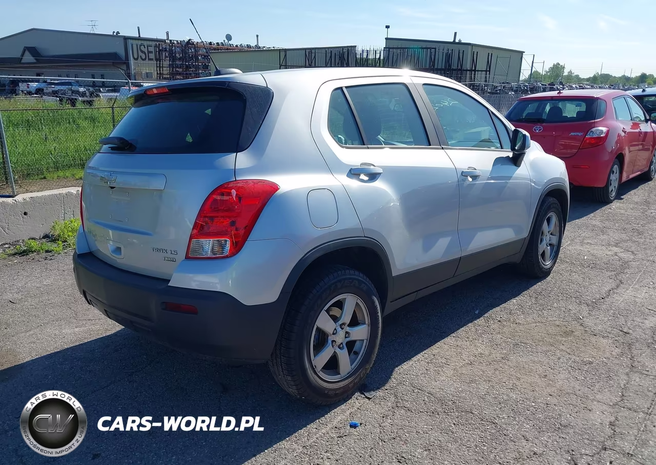 2016 Chevrolet Trax 1Ls VIN:3GNCJNSB4GL165625 - 4
