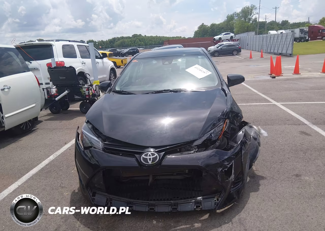 2017 Toyota Corolla Le VIN:5YFBURHE3HP676297 - 12
