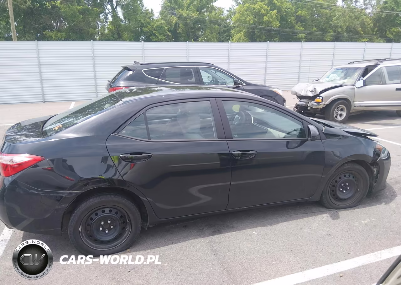 2017 Toyota Corolla Le VIN:5YFBURHE3HP676297 - 13