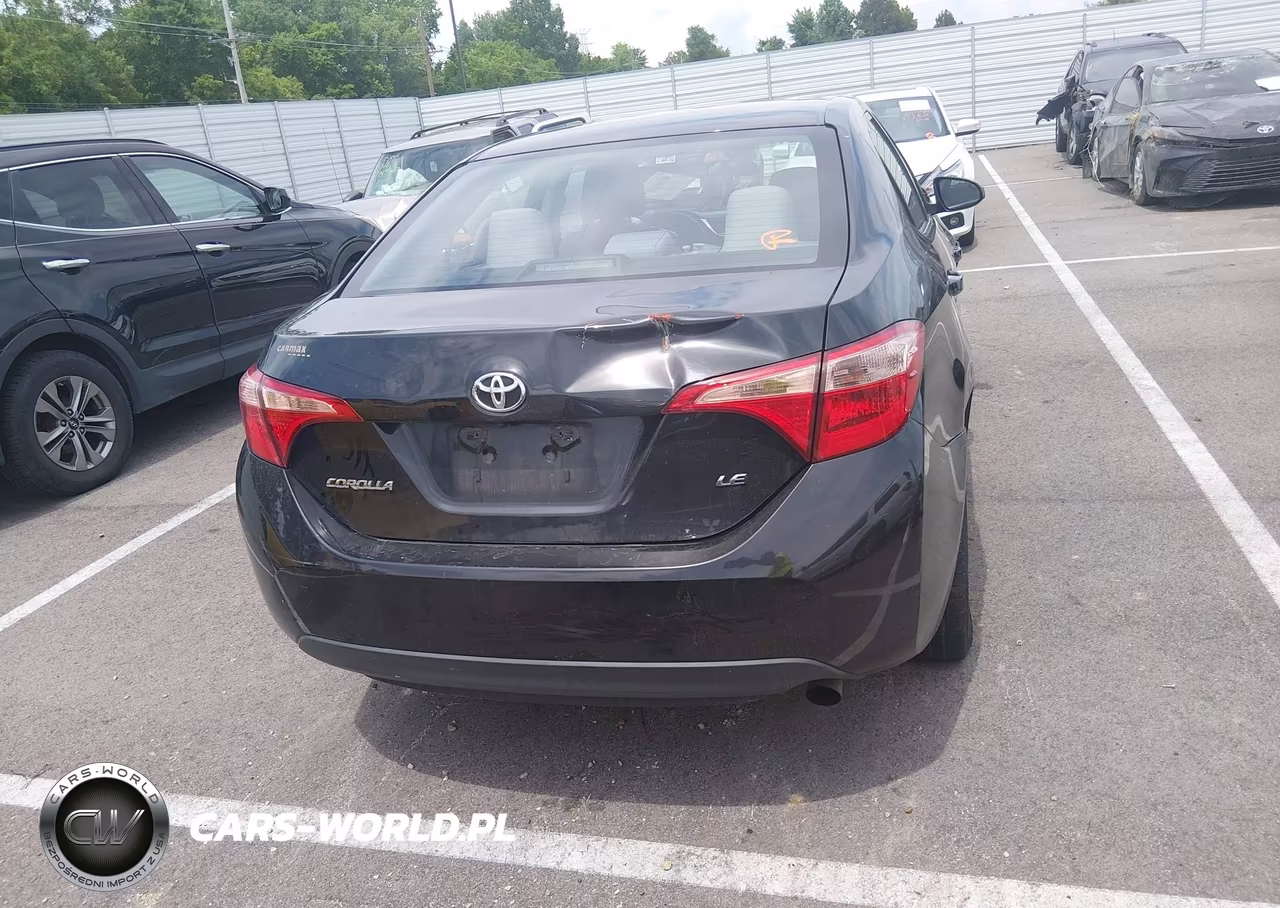 2017 Toyota Corolla Le VIN:5YFBURHE3HP676297 - 16