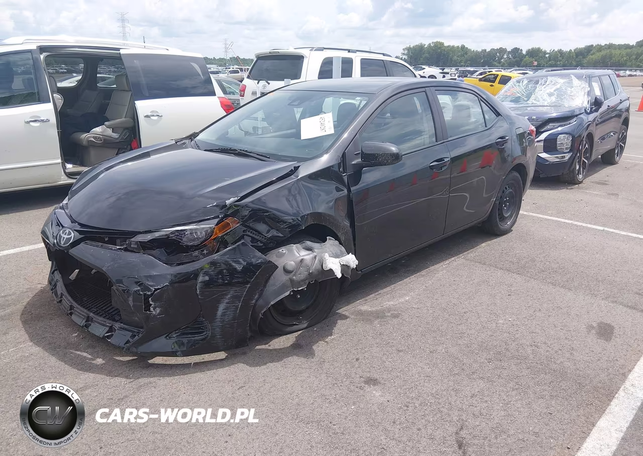 2017 Toyota Corolla Le VIN:5YFBURHE3HP676297 - 2
