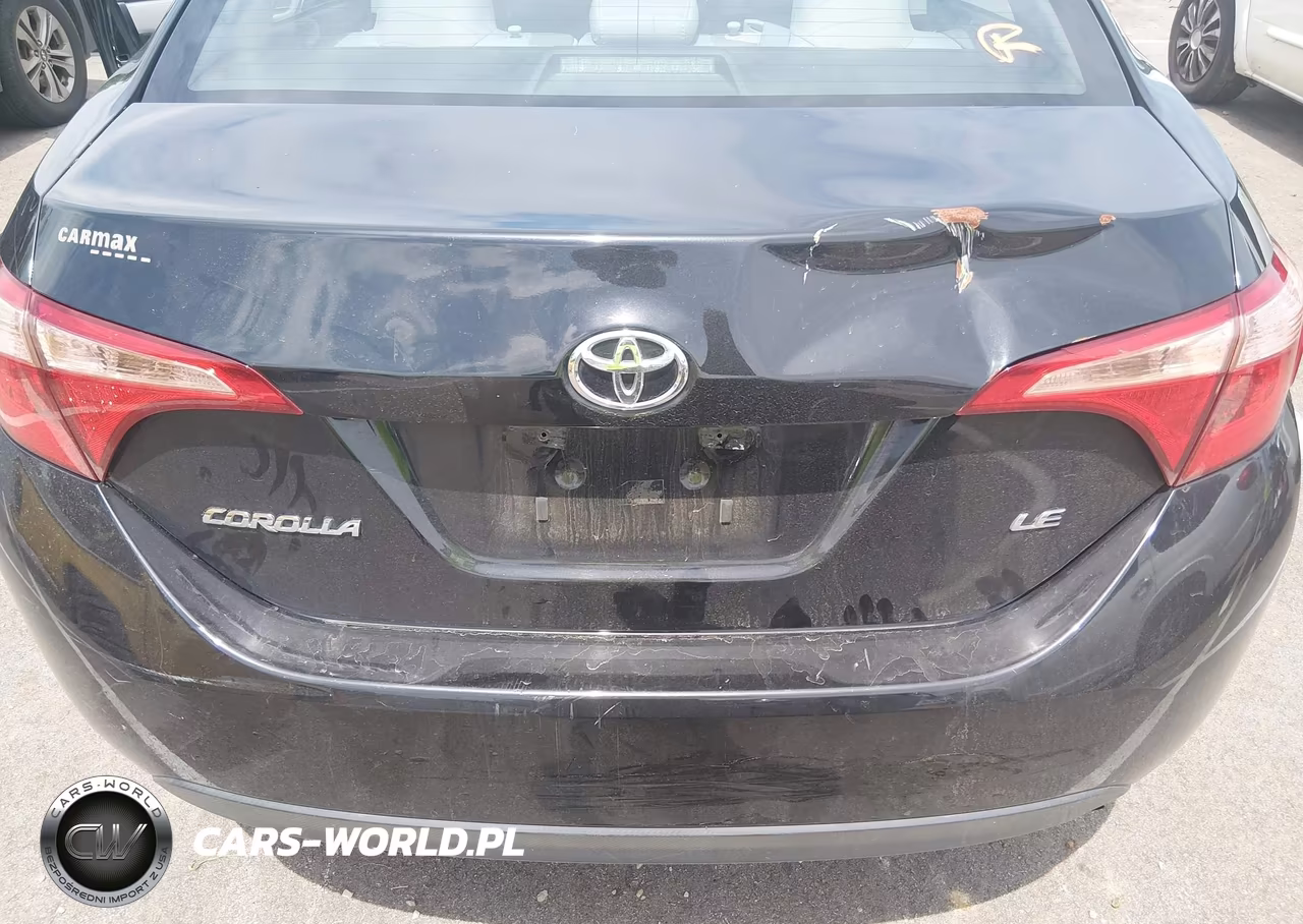 2017 Toyota Corolla Le VIN:5YFBURHE3HP676297 - 6