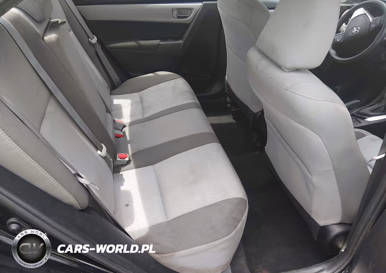2017 Toyota Corolla Le VIN:5YFBURHE3HP676297 - 8