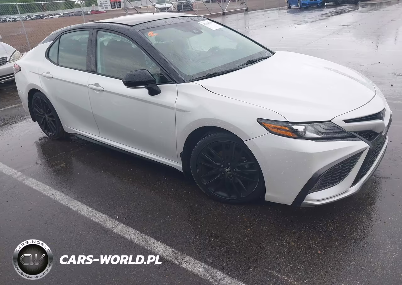 2021 Toyota Camry Xse – zdjęcie 1 z 18