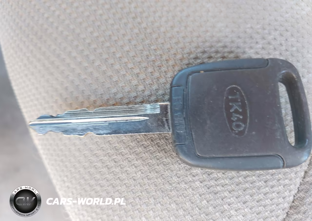 2008 Ford Escape Xlt VIN:1FMCU93198KB02810 - 11