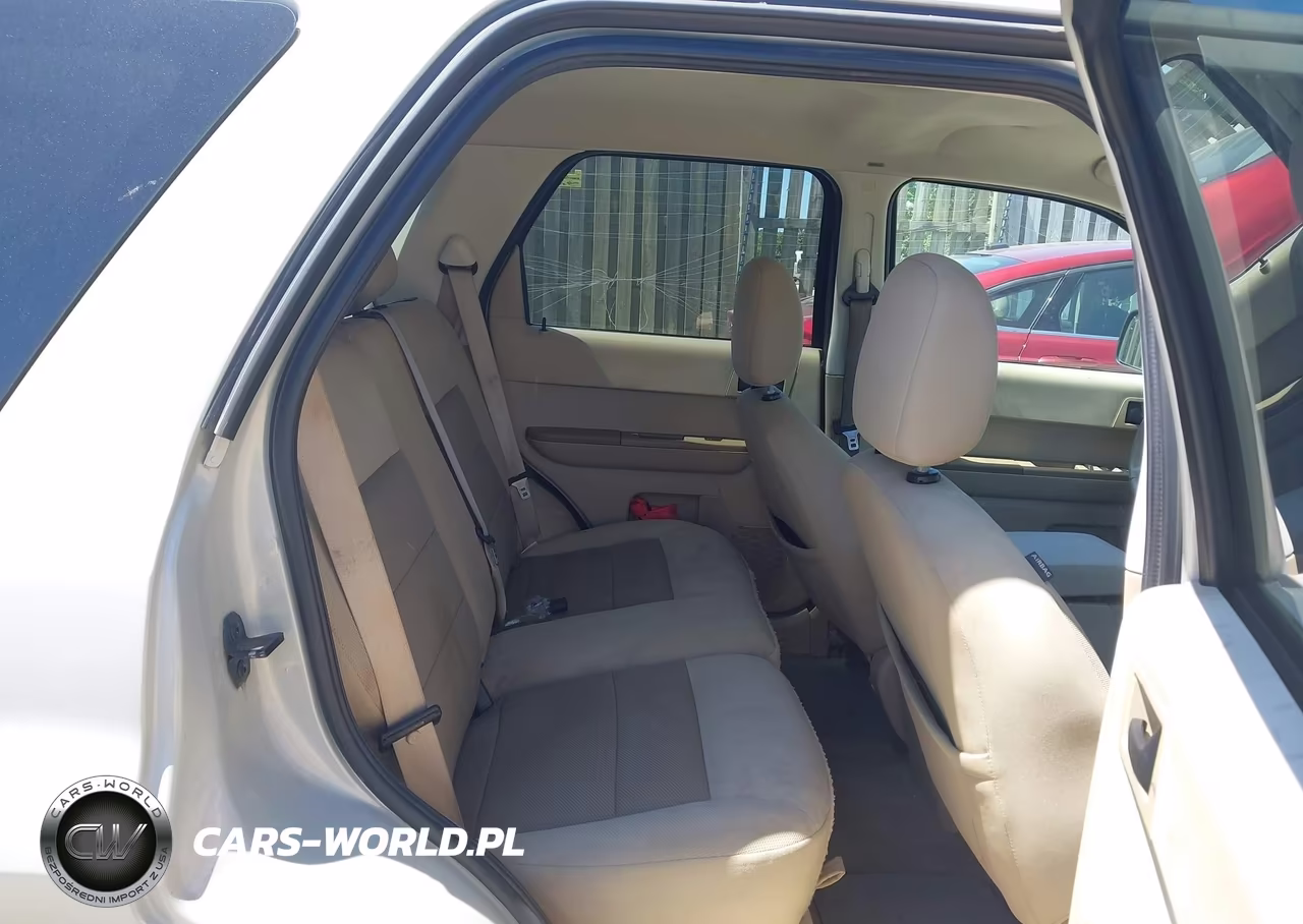 2008 Ford Escape Xlt VIN:1FMCU93198KB02810 - 8