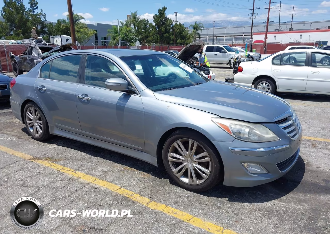 2014 Hyundai Genesis 3.8 – zdjęcie 1 z 16