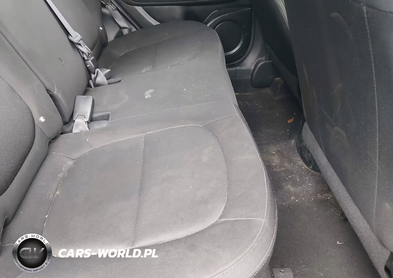 2017 Kia Soul VIN:KNDJN2A24H7886361 - 8