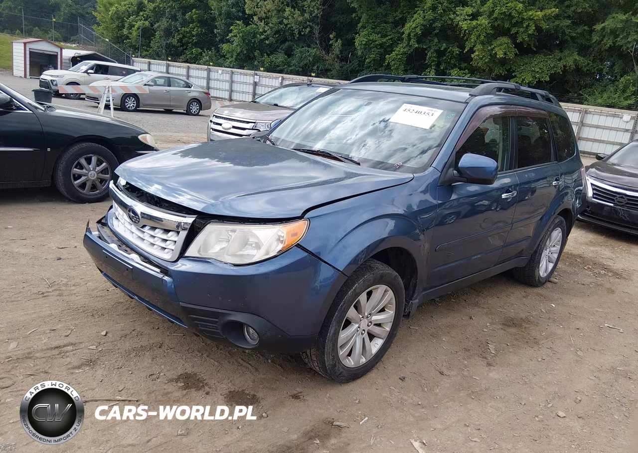 2012 Subaru Forester 2.5X Premium VIN:JF2SHADC2CH425867 - 2