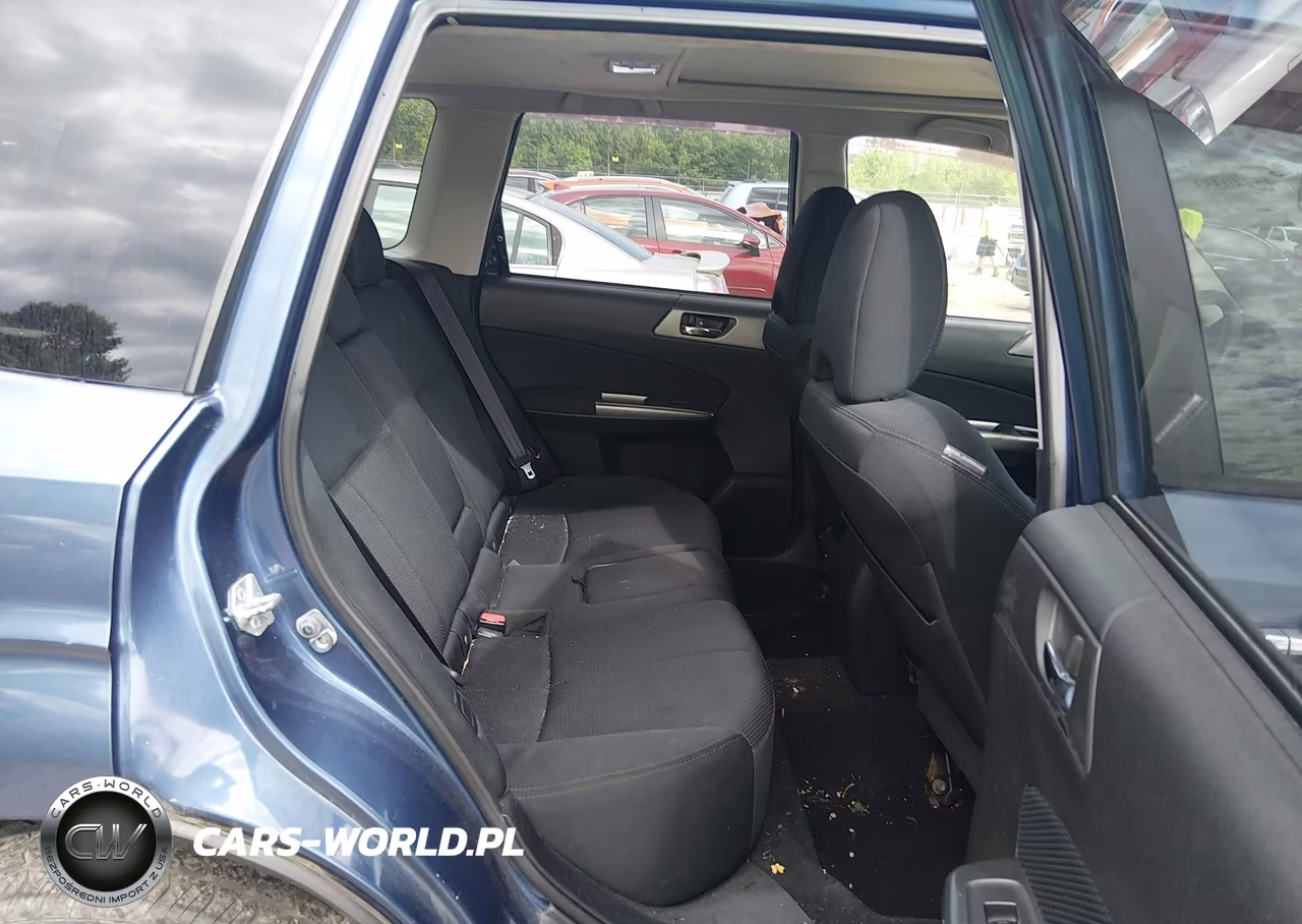 2012 Subaru Forester 2.5X Premium VIN:JF2SHADC2CH425867 - 8