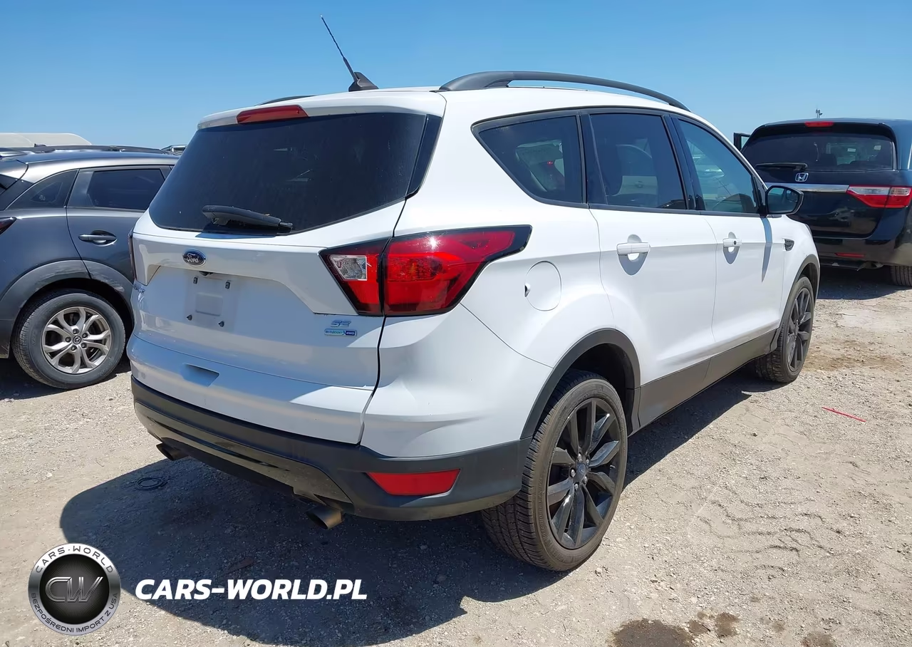 2019 Ford Escape Se VIN:1FMCU9GD5KUB80405 - 4