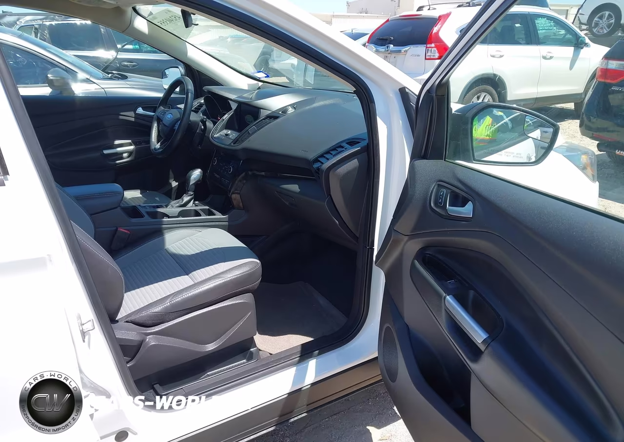 2019 Ford Escape Se VIN:1FMCU9GD5KUB80405 - 5