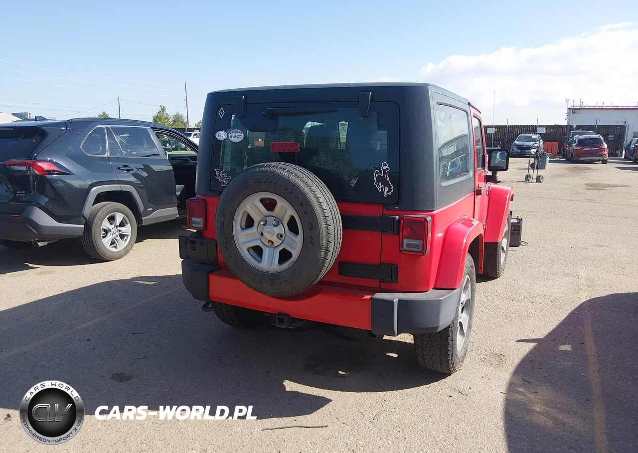 2017 Jeep Wrangler Sahara 4X4 VIN:1C4AJWBG1HL680564 - 16