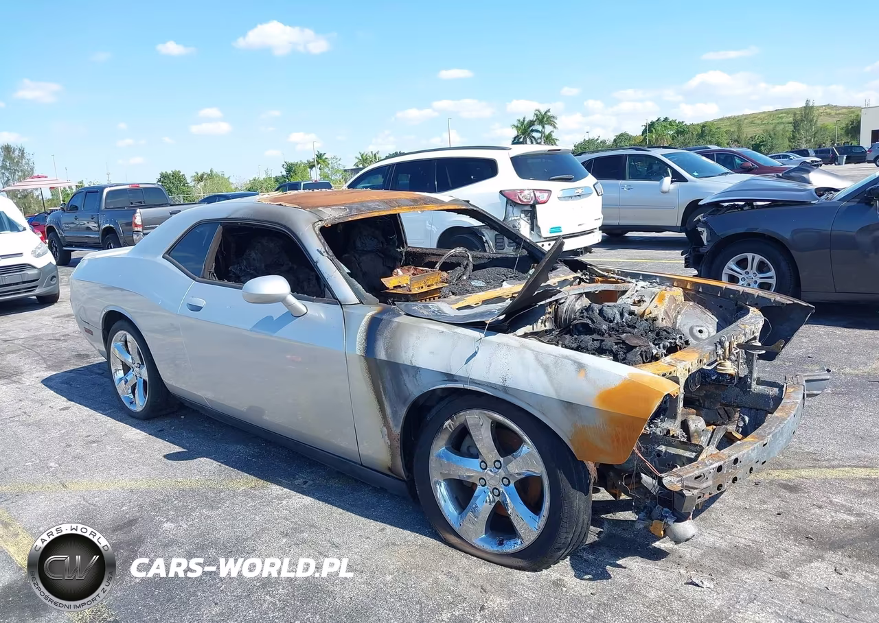 2012 Dodge Challenger Sxt