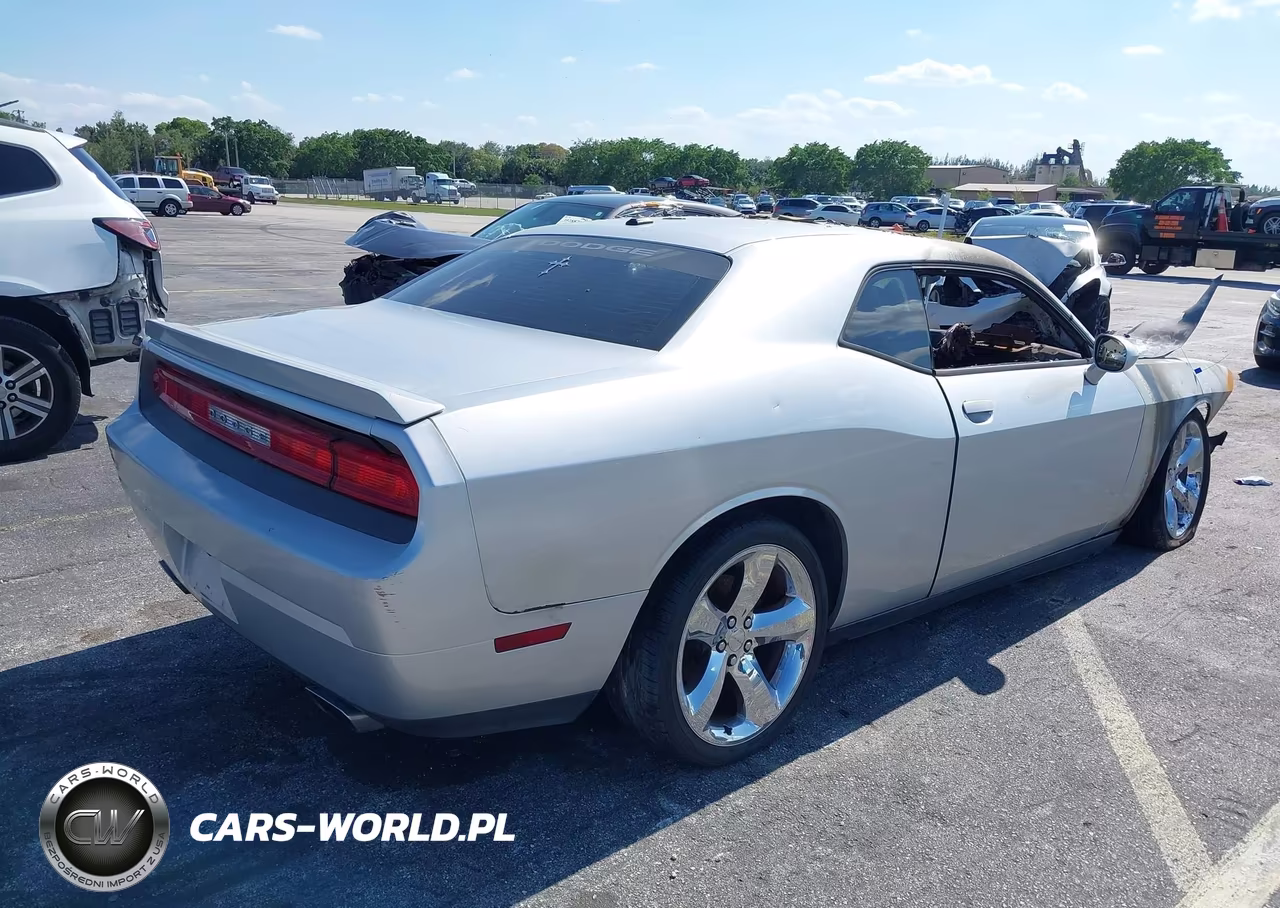 2012 Dodge Challenger Sxt VIN:2C3CDYAG0CH170438 - 4