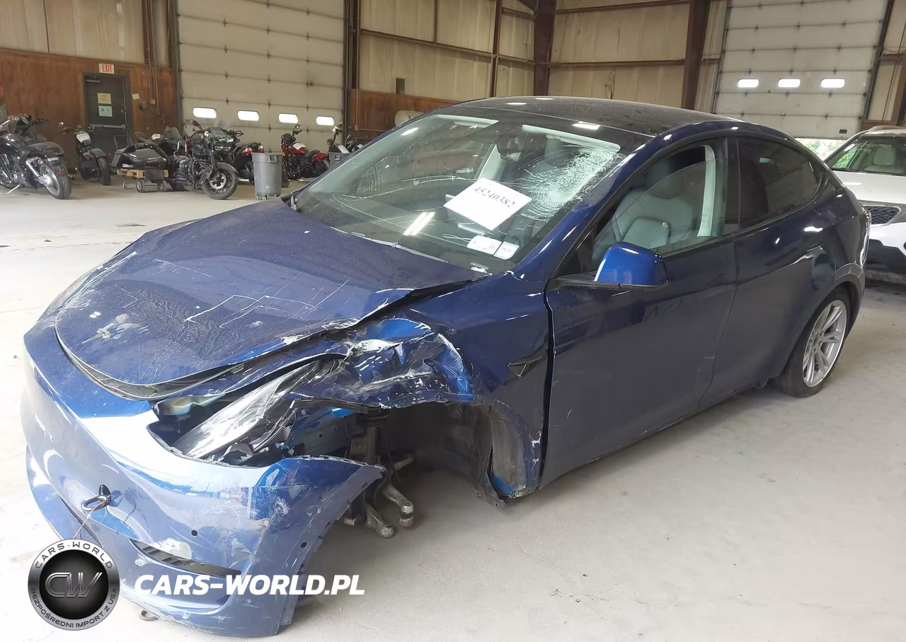 2022 Tesla Model Y Long Range Dual Motor All-Wheel Drive VIN:7SAYGDEE9NF442605 - 2