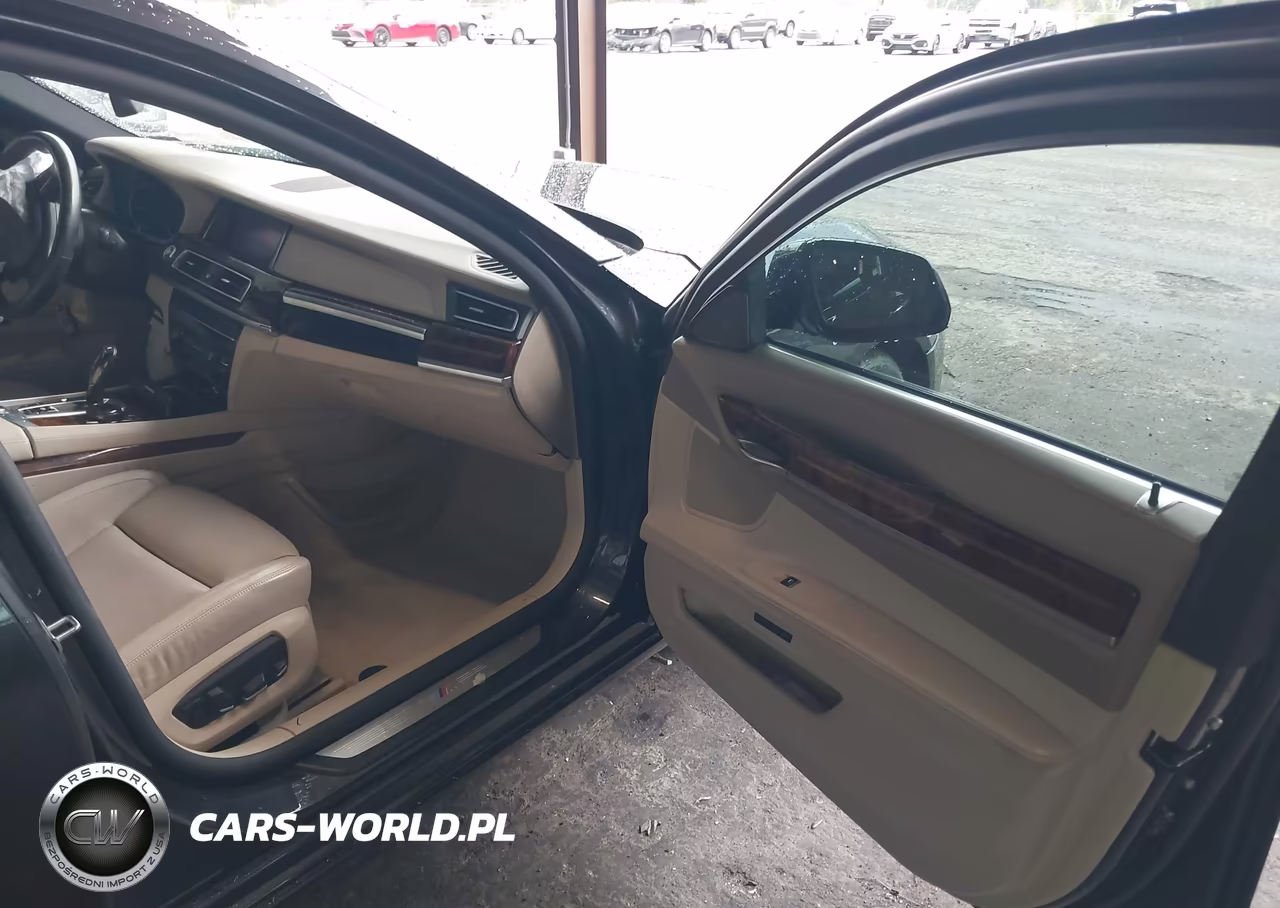 2014 BMW Alpina B7 VIN:WBAYE8C56ED134244 - 5