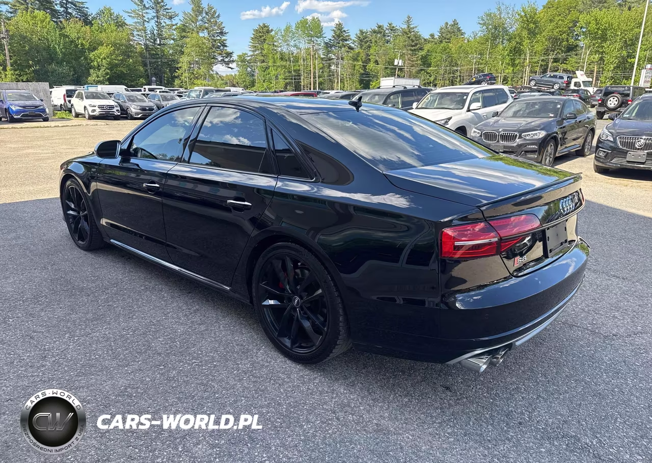 2017 Audi S8 Plus Quattro VIN:WUAJ5AFD5HN901064 - 3