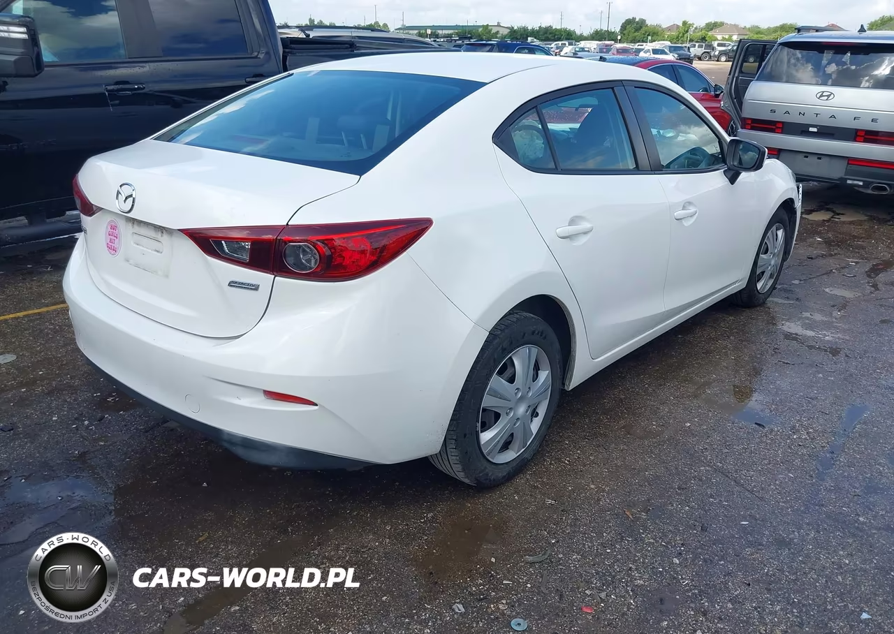 2015 Mazda Mazda3 I Sport VIN:3MZBM1U72FM169188 - 4