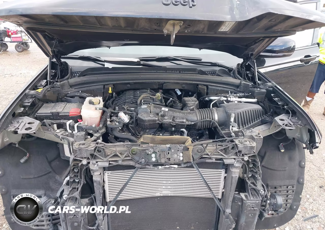 2023 Jeep Grand Cherokee L Altitude 4X2 VIN:1C4RJJAG7P8714144 - 10