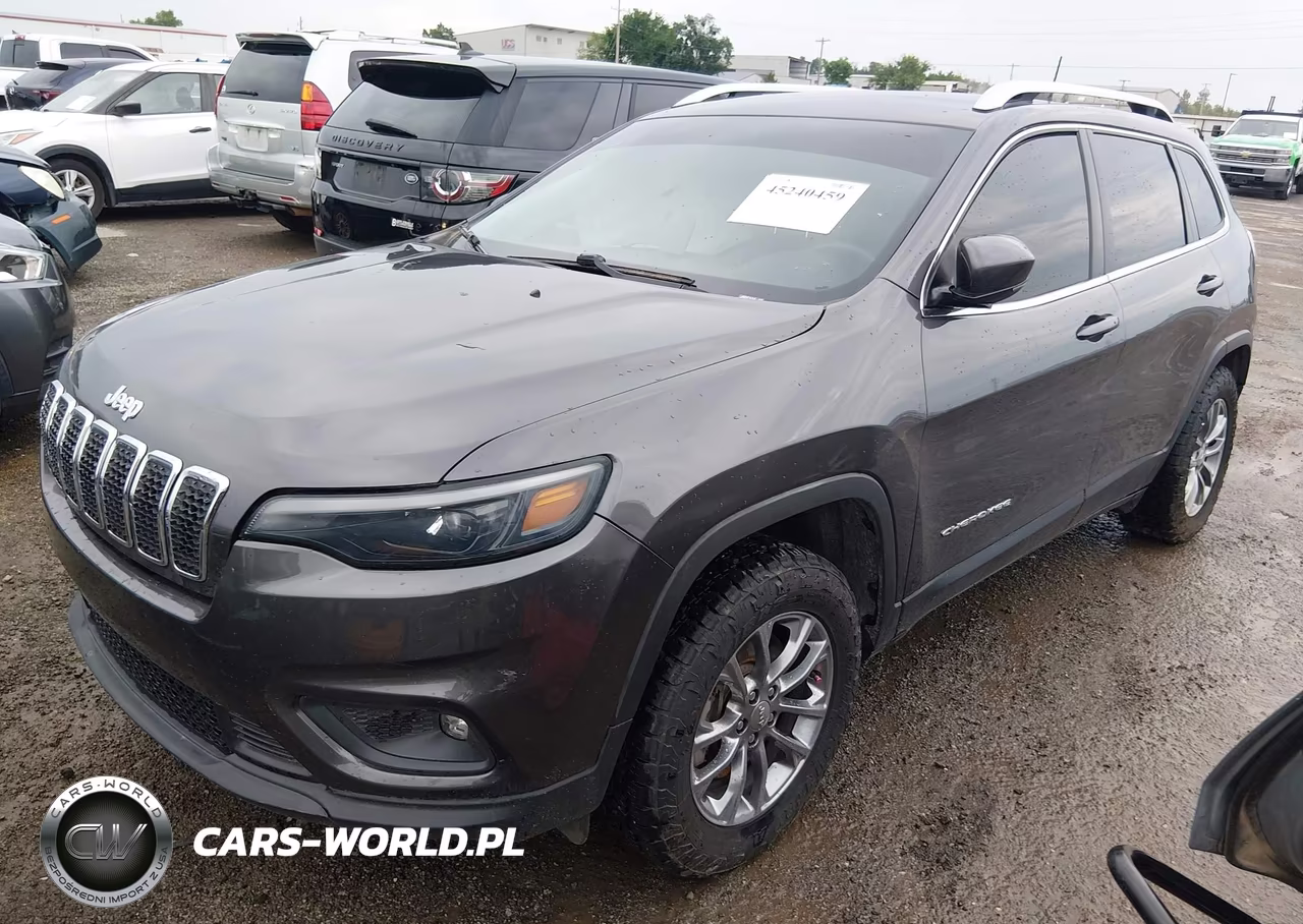 2019 Jeep Cherokee Latitude Plus 4X4 VIN:1C4PJMLB4KD402728 - 2