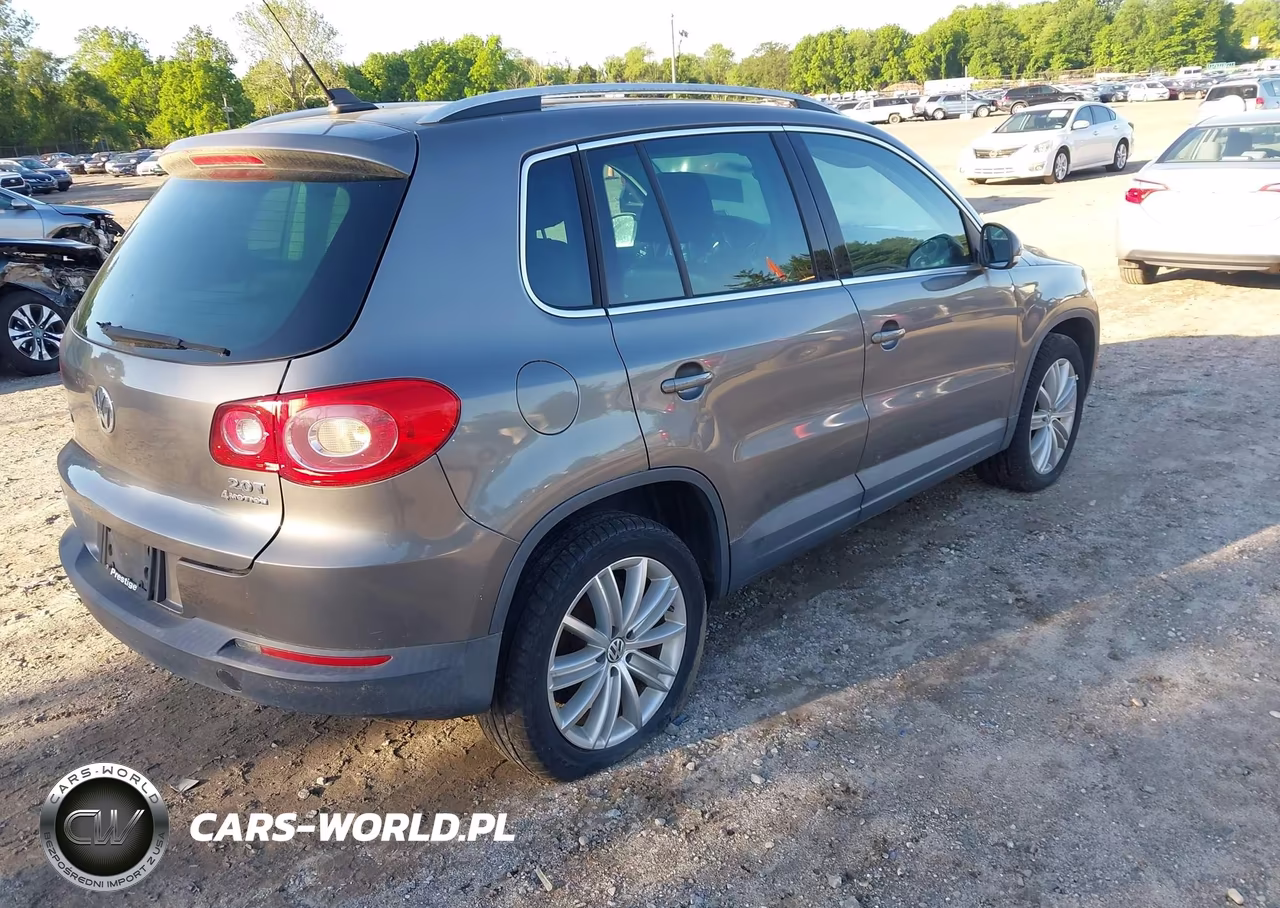 2011 Volkswagen Tiguan Se VIN:WVGBV7AX9BW517145 - 4