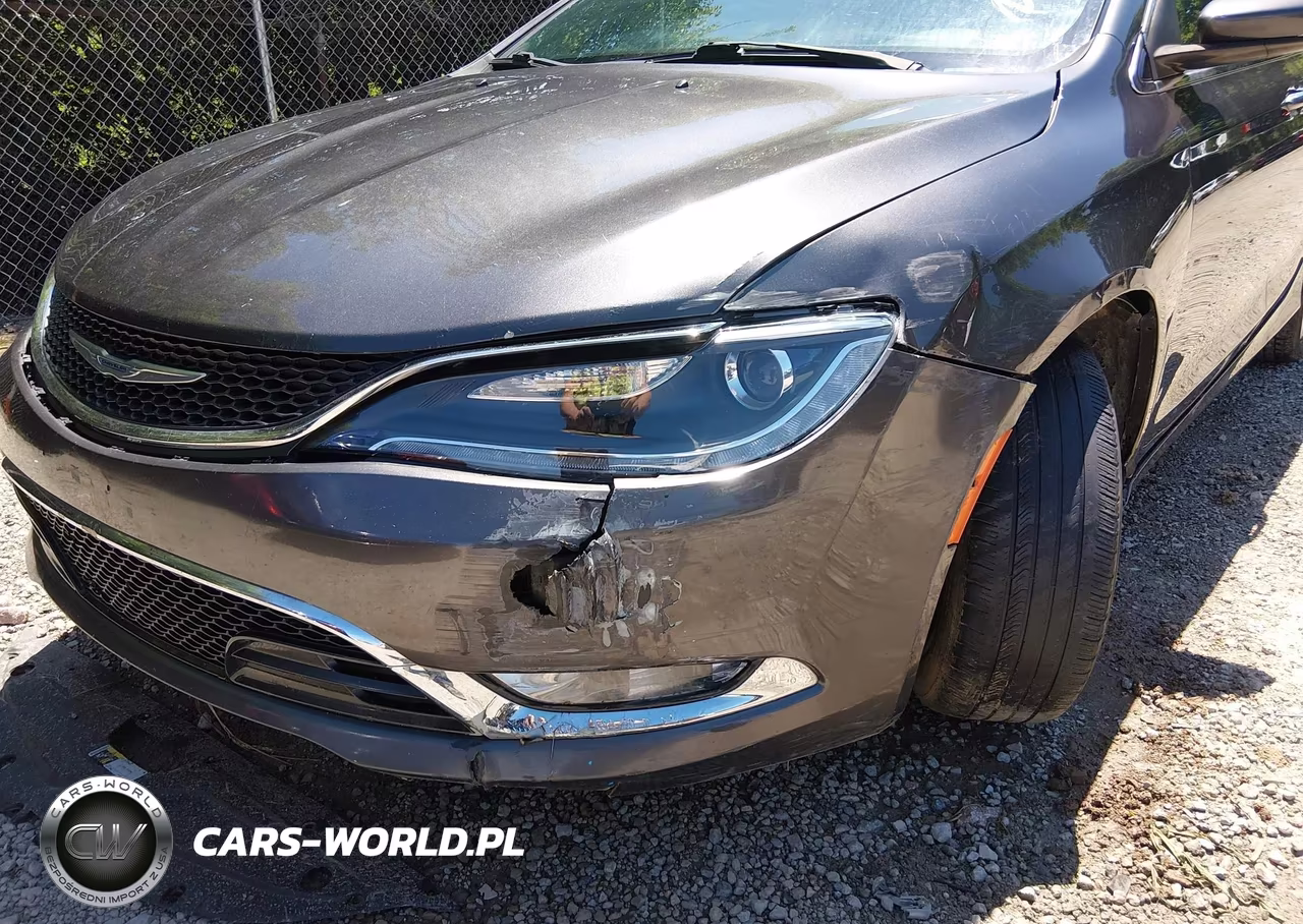 2015 Chrysler 200 C VIN:1C3CCCCB5FN565749 - 16