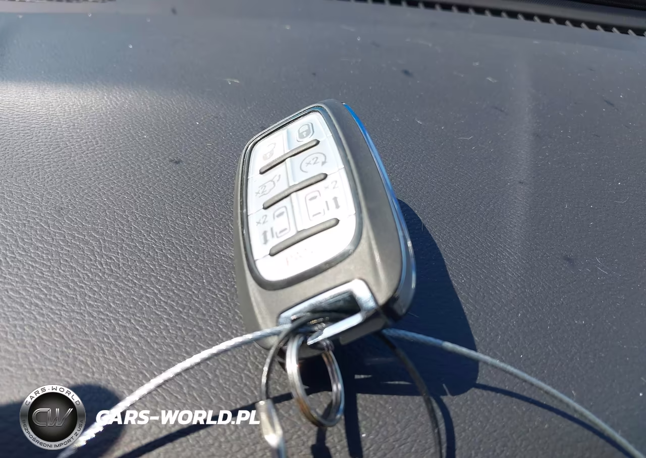 2026 Chrysler Pacifica Select VIN:2C4RC1BG0TR236219 - 11