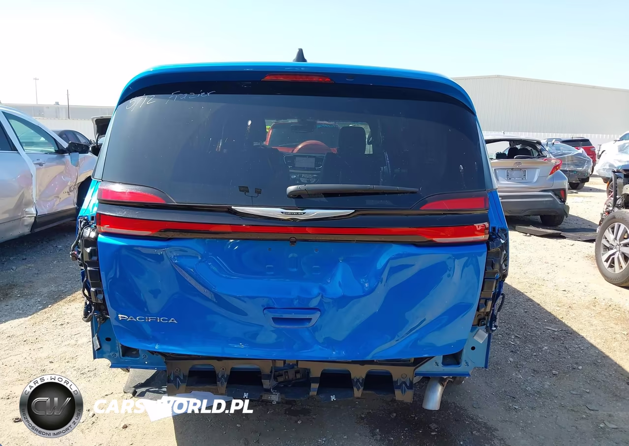 2026 Chrysler Pacifica Select VIN:2C4RC1BG0TR236219 - 17
