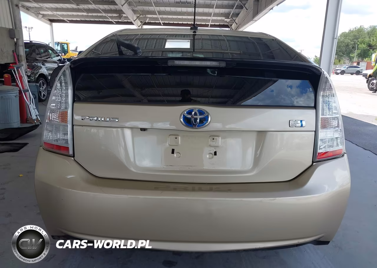 2011 Toyota Prius Four VIN:JTDKN3DU0B1385999 - 16