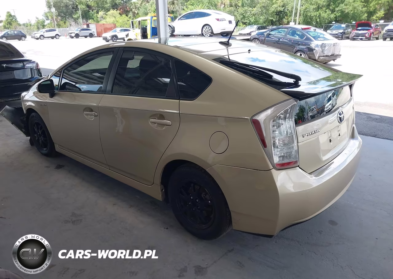 2011 Toyota Prius Four VIN:JTDKN3DU0B1385999 - 3