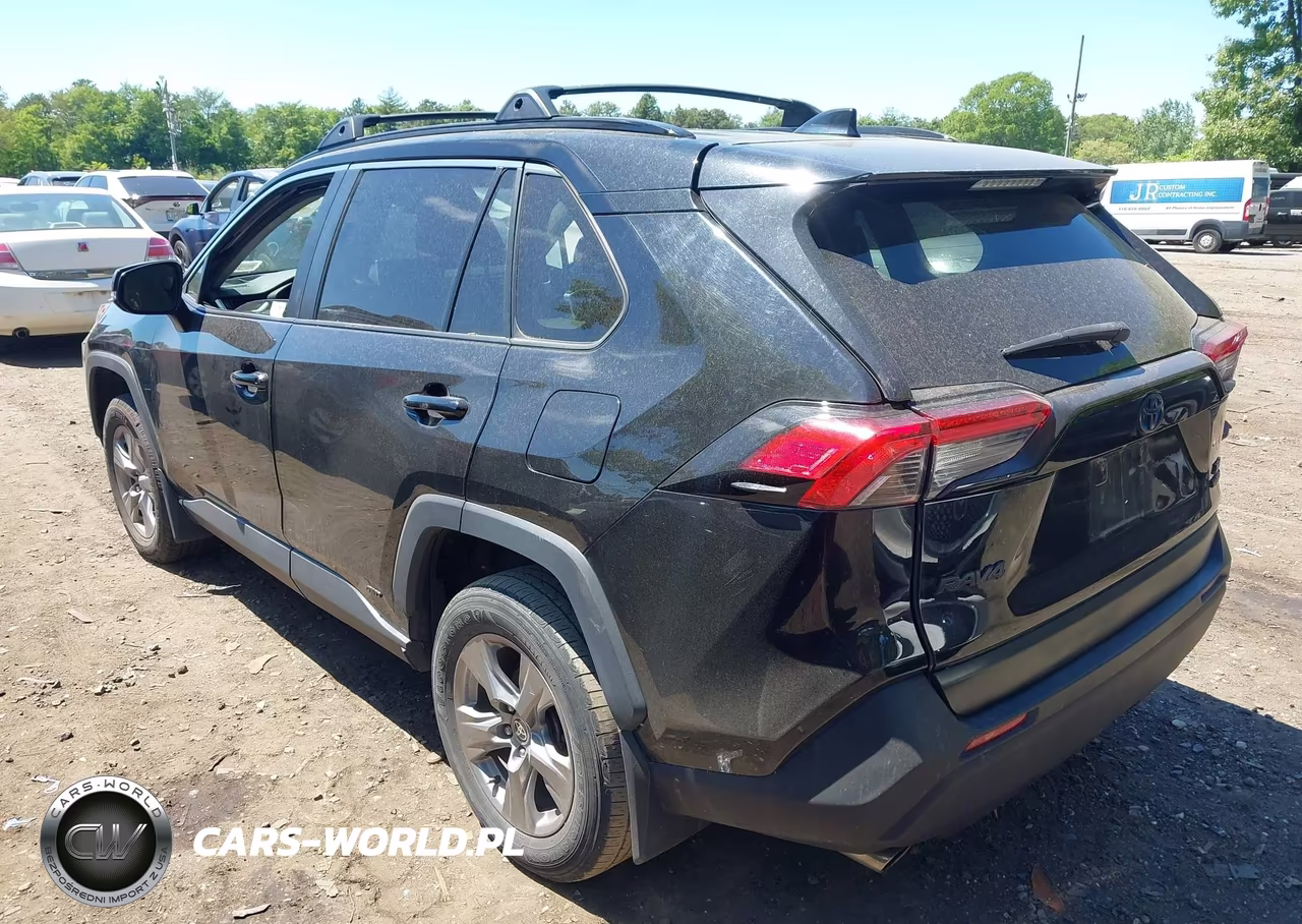 2023 Toyota Rav4 Hybrid Xle VIN:4T3RWRFV5PU095299 - 3