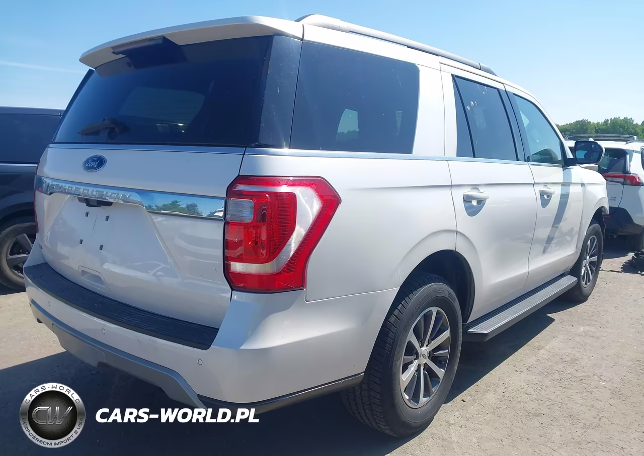 2019 Ford Expedition Xlt VIN:1FMJU1HT2KEA70985 - 4