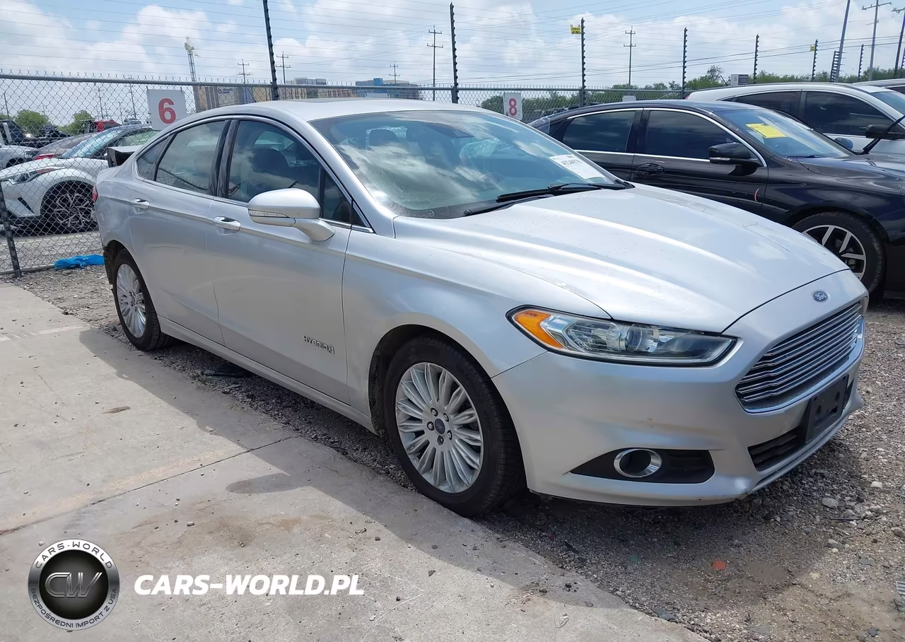 2015 Ford Fusion Hybrid Se