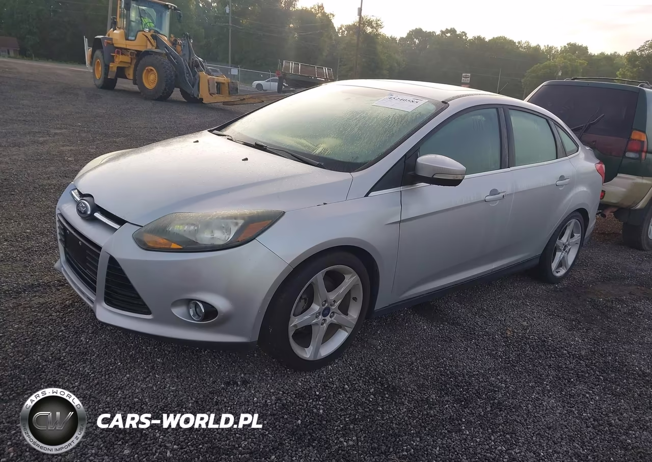 2014 Ford Focus Titanium VIN:1FADP3J24EL422654 - 2