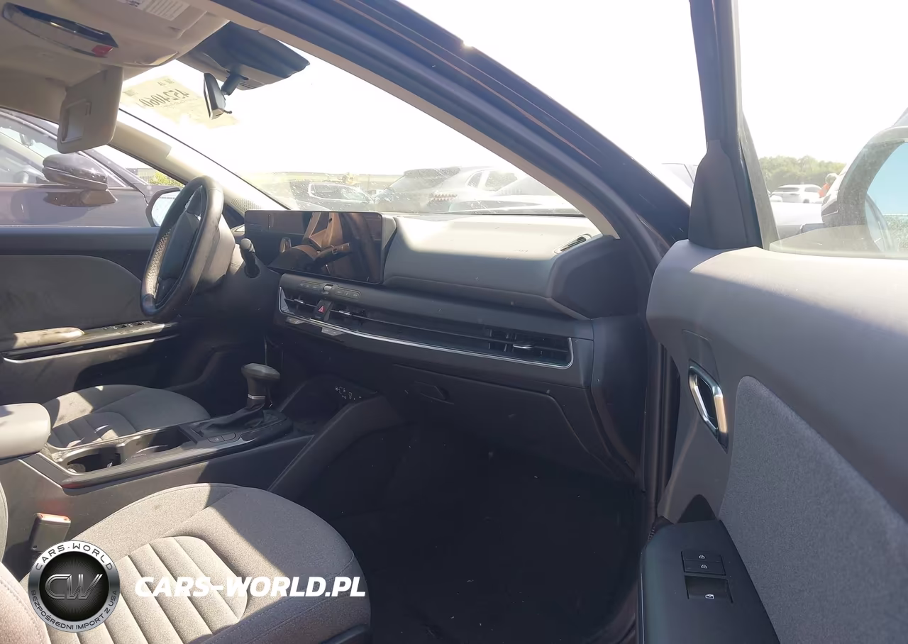 2025 Kia K4 Ex VIN:3KPFU4DE8SE217558 - 5