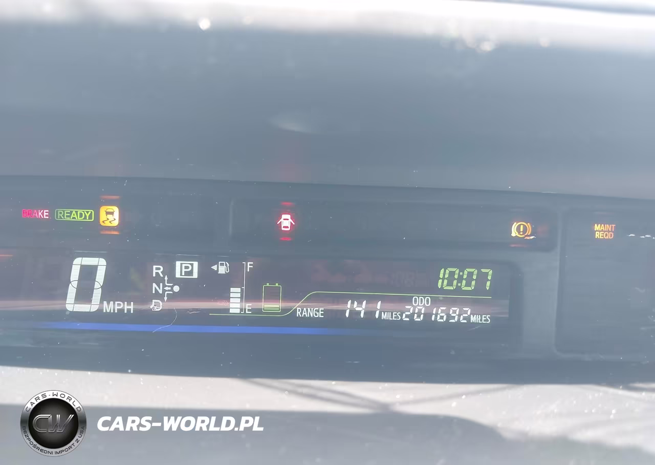 2013 Toyota Prius V Two VIN:JTDZN3EU5D3290083 - 7