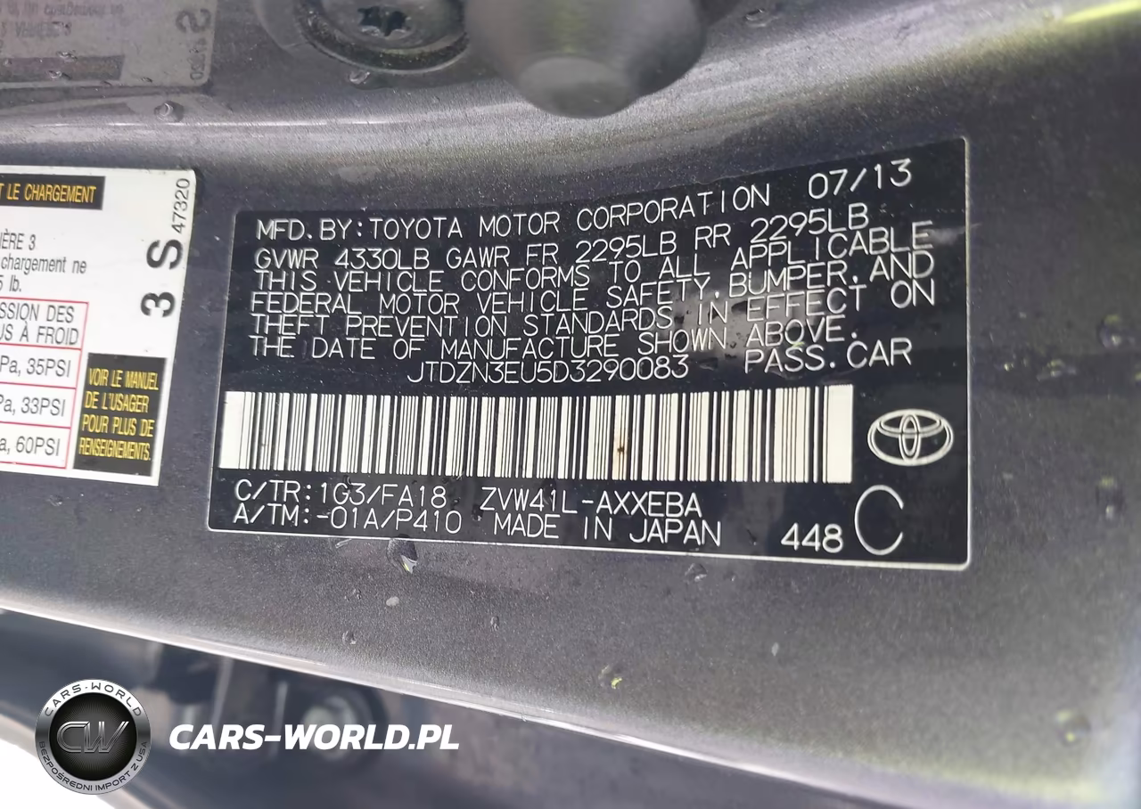 2013 Toyota Prius V Two VIN:JTDZN3EU5D3290083 - 9
