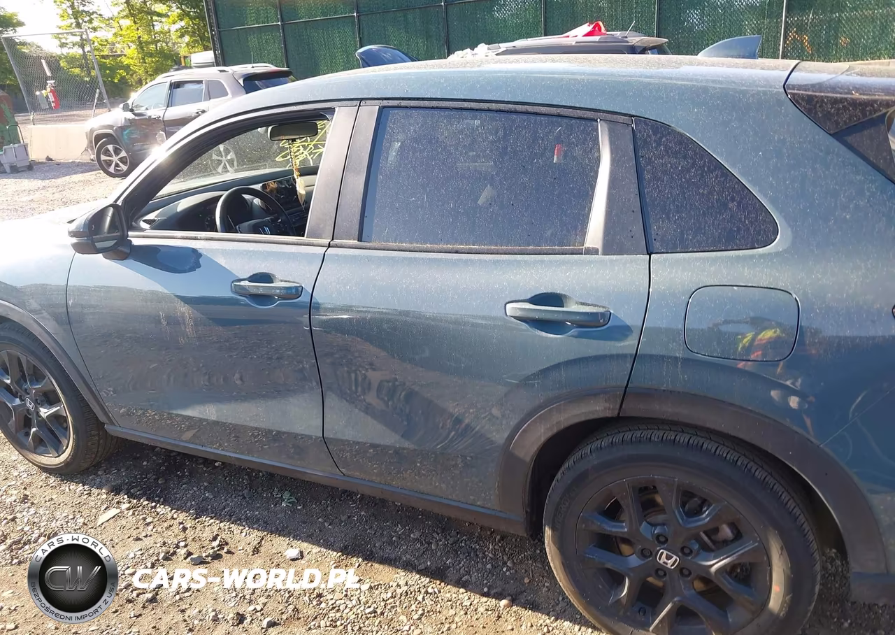 2025 Honda Hr-V Awd Sport VIN:3CZRZ2H5XSM746538 - 14