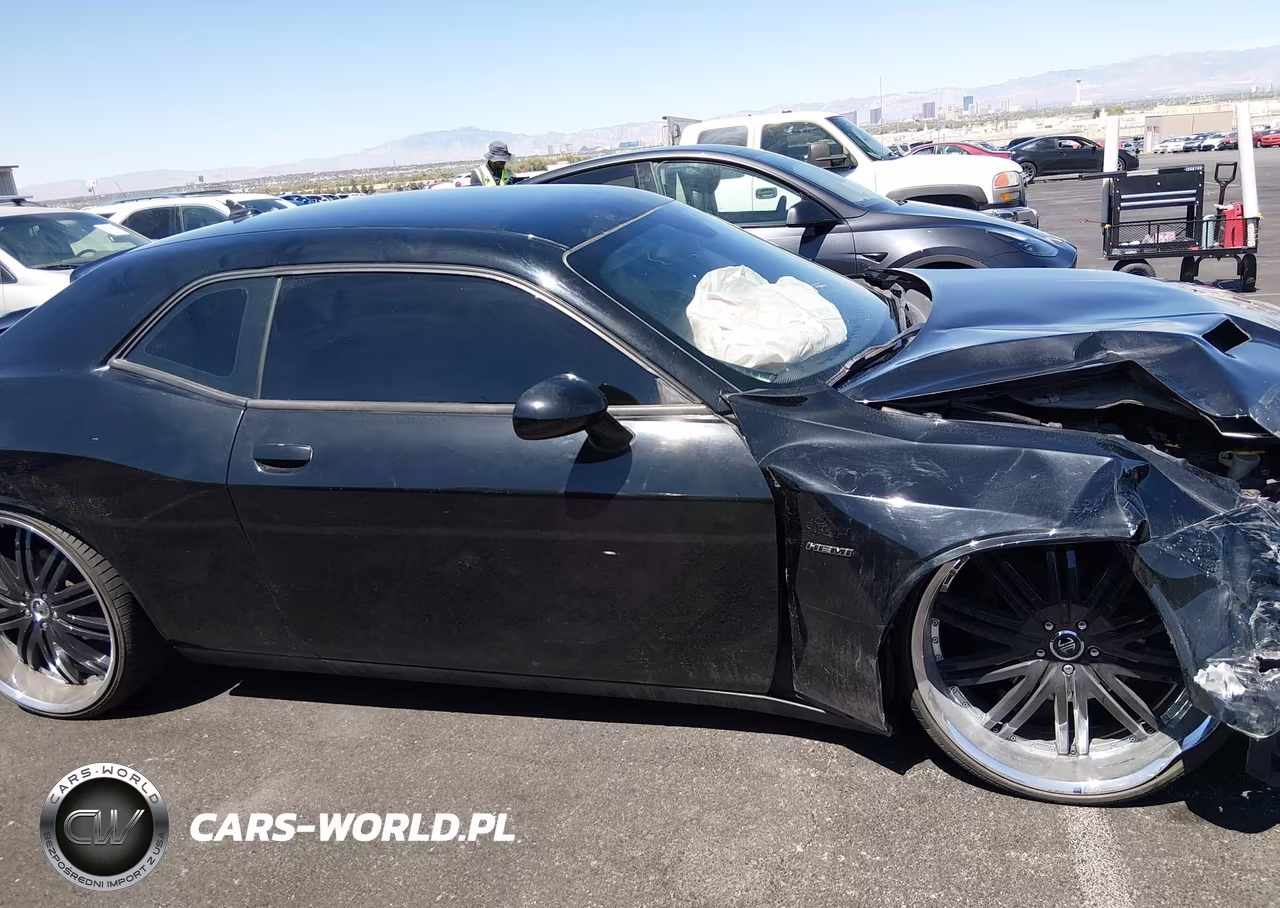 2015 Dodge Challenger R-T VIN:2C3CDZAT7FH783034 - 13