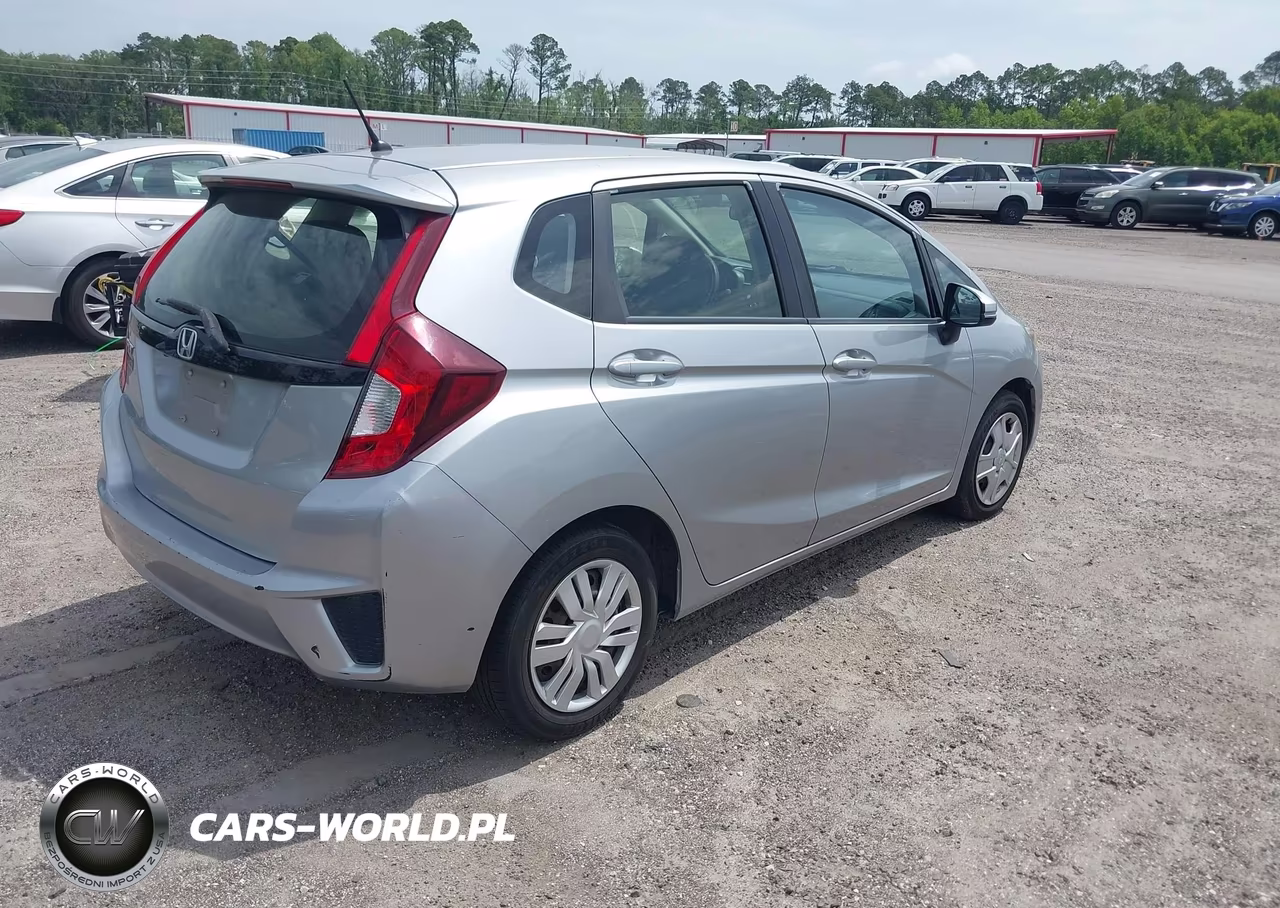 2017 Honda Fit Lx VIN:JHMGK5H57HS007743 - 4