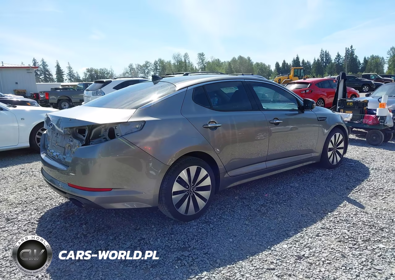2012 Kia Optima Sx VIN:5XXGR4A67CG001664 - 4