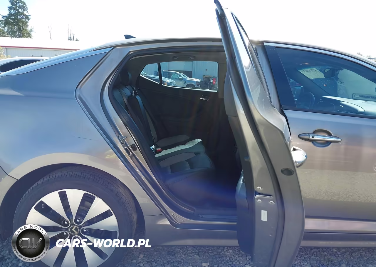 2012 Kia Optima Sx VIN:5XXGR4A67CG001664 - 8