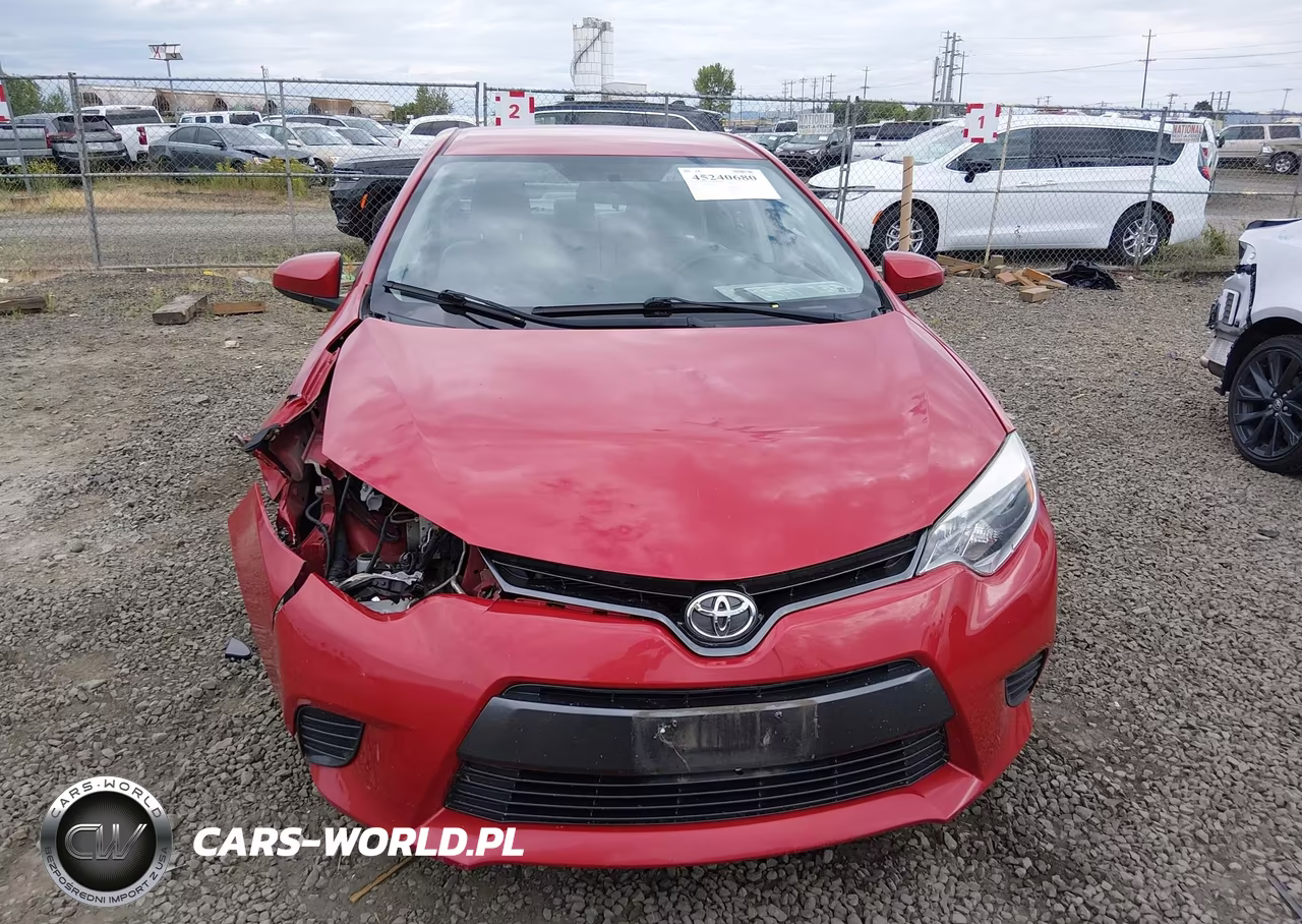 2015 Toyota Corolla Le VIN:2T1BURHE2FC426790 - 12